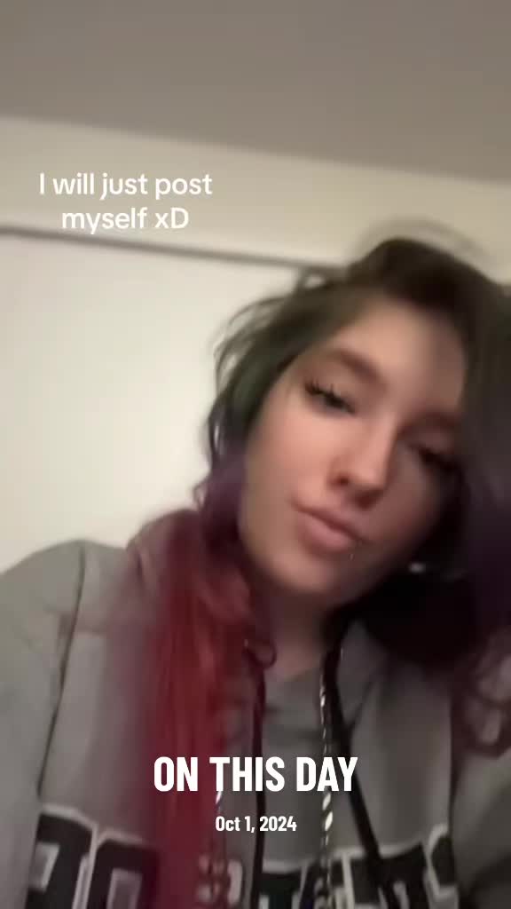@Squishyybunnyy