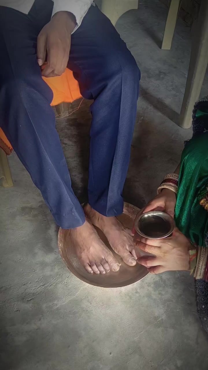 @Sochindar+Hina das