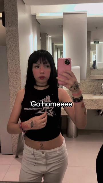@Loly Nyra
