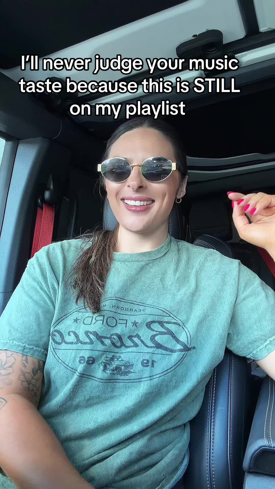 @Kaitlin🦋📚