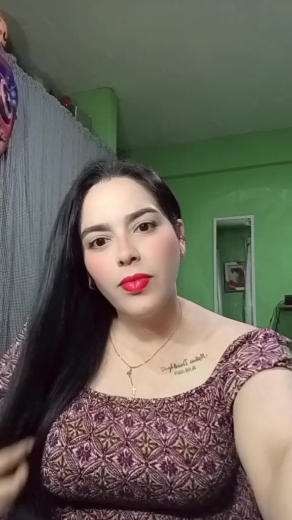 @Valeria largo💖