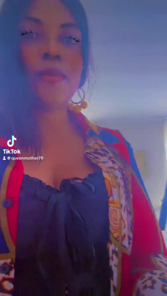 @Queenmother79