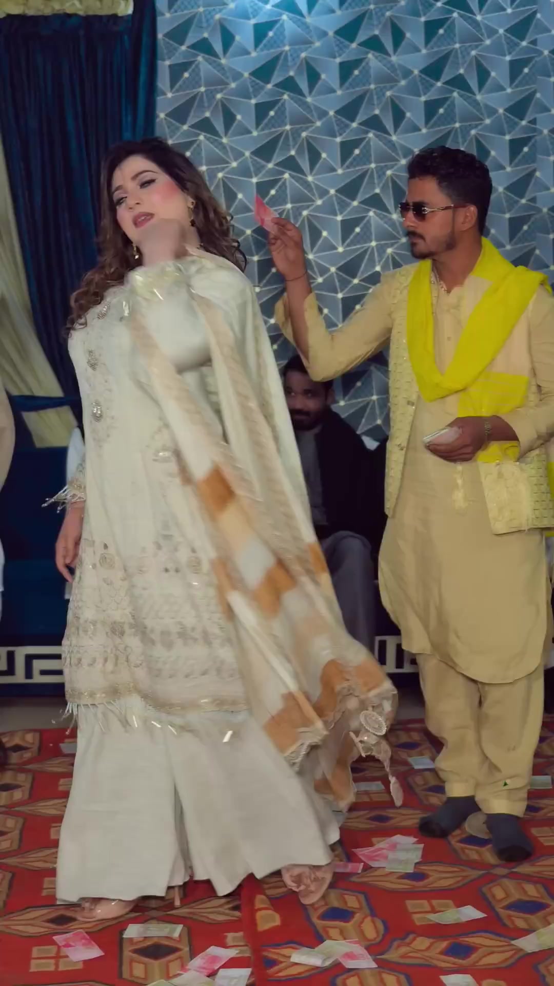 @hasnain Khan
