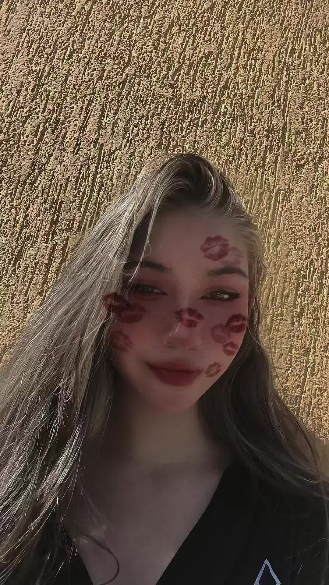 @Nik😎