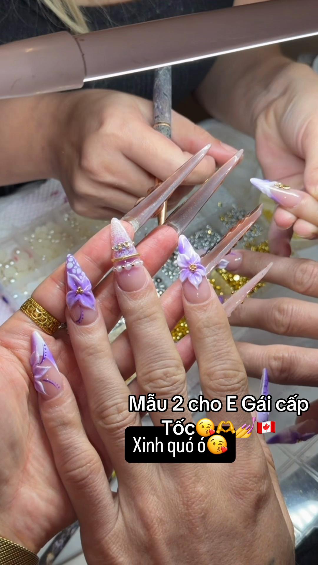 @KimmieNails🇻🇳&hearts;️🇨🇦Tấu H&agrave;i😜