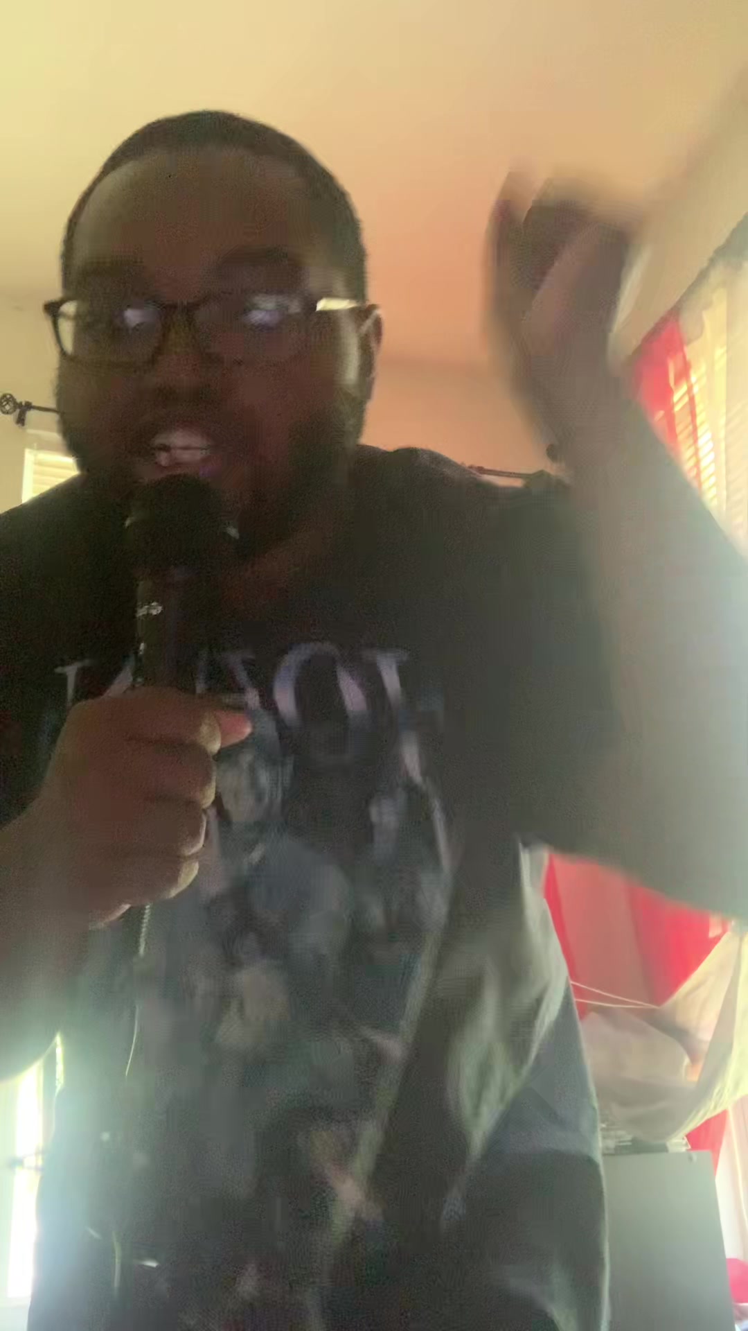 @Unfazedkingjoebluemusicdaddy✝️