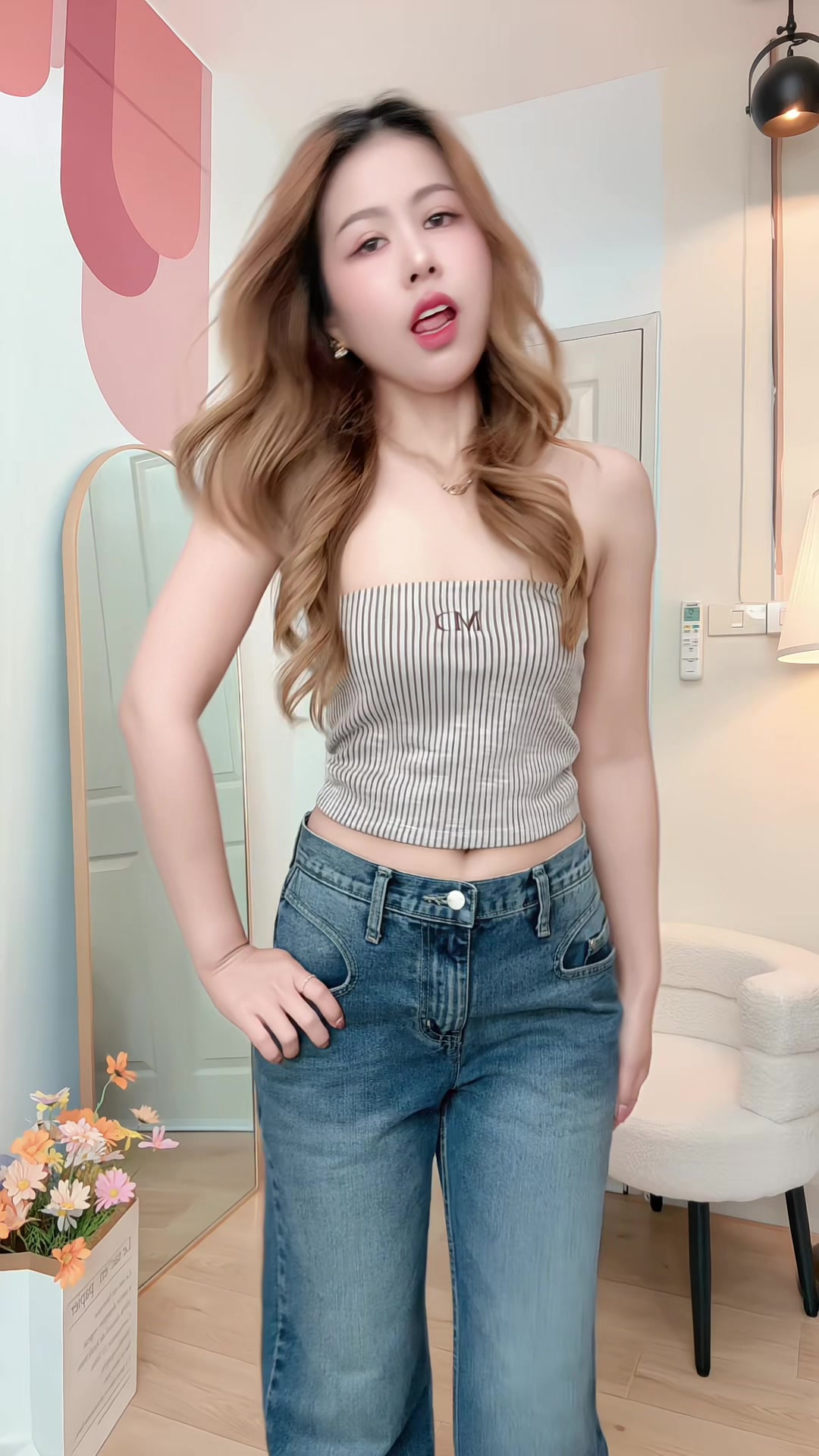 @Jeansbytai