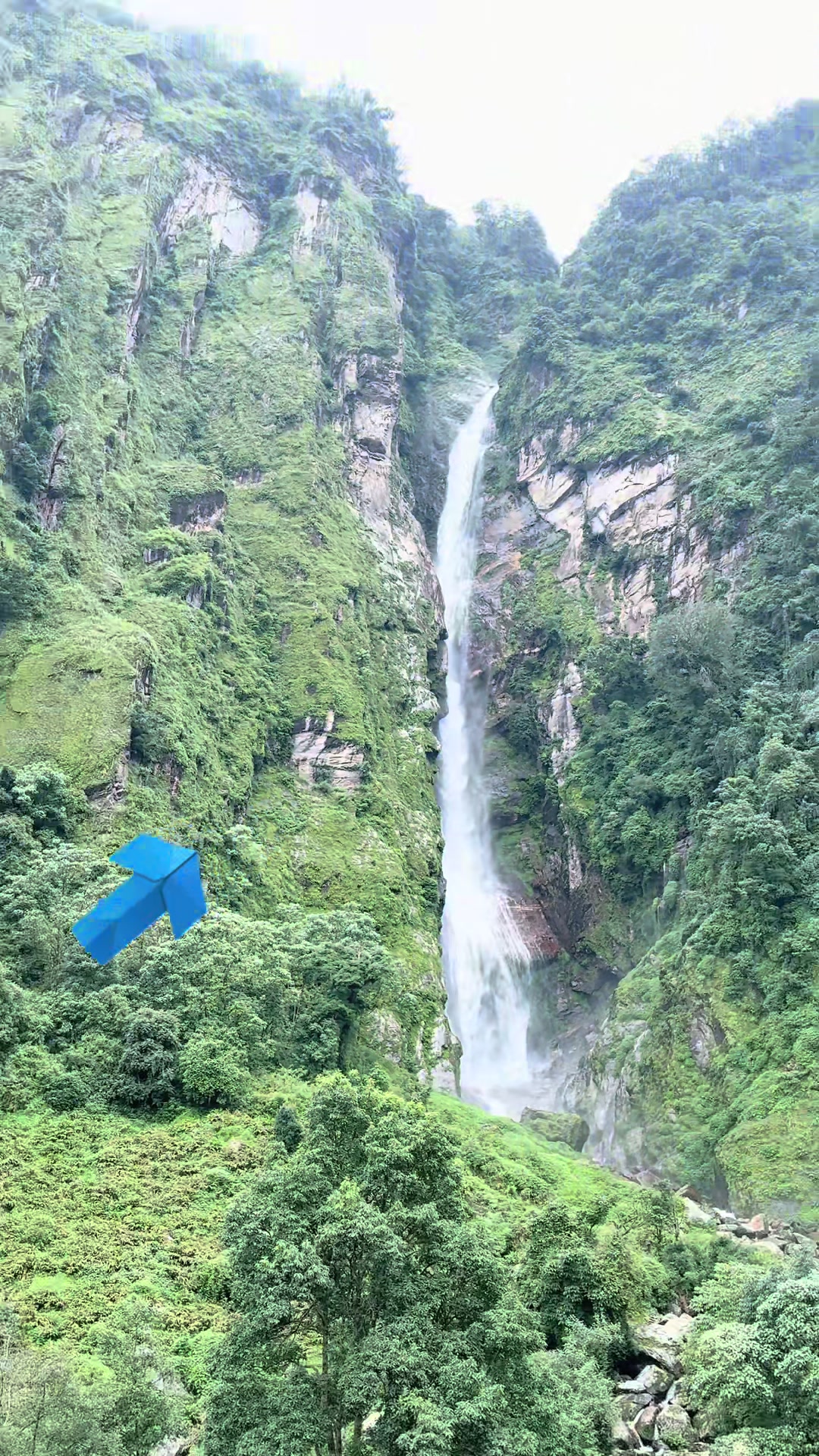 @अमृत मादेन
