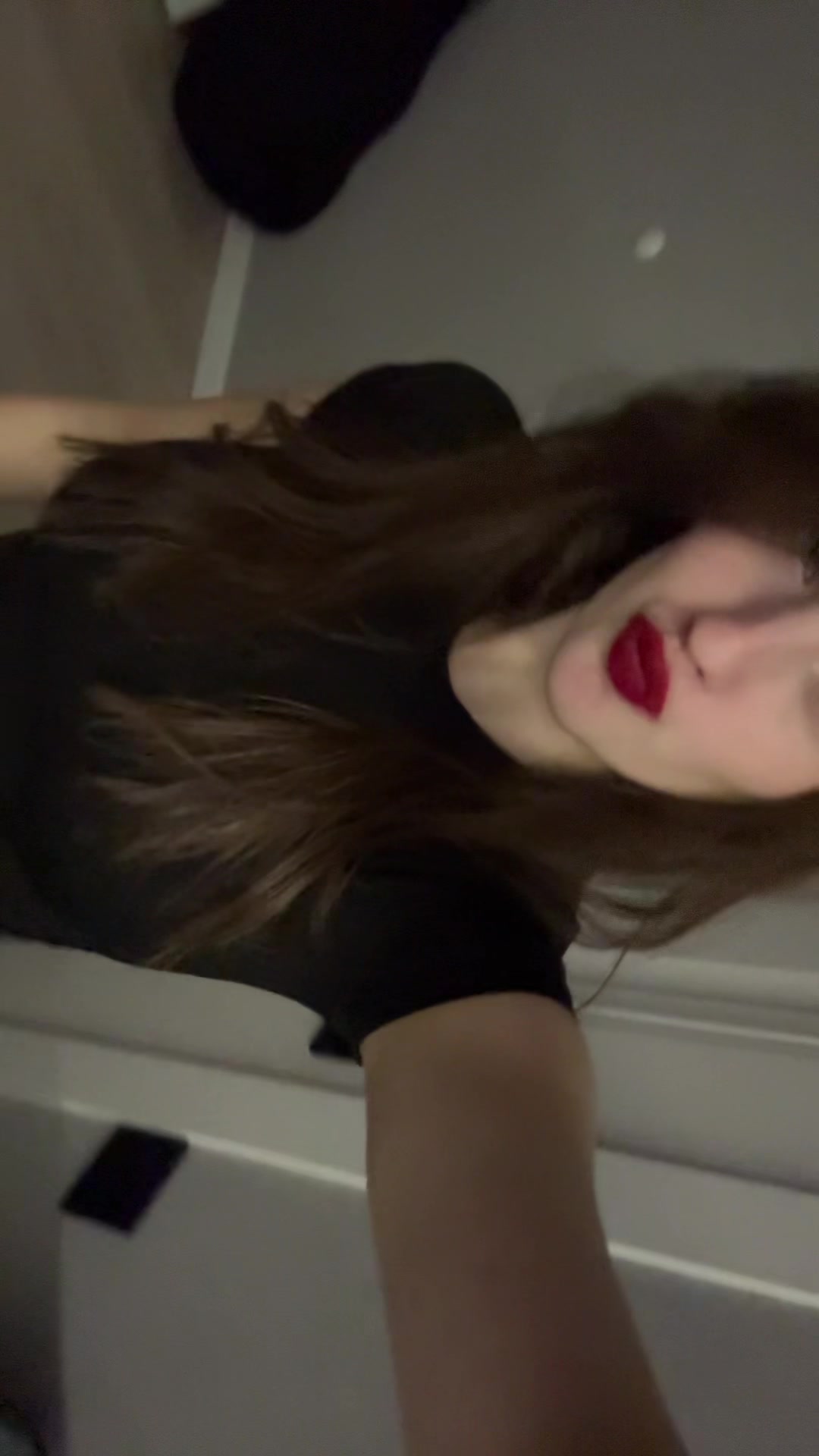 @Лера