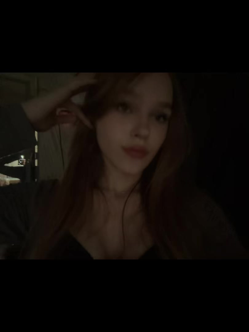@🦊