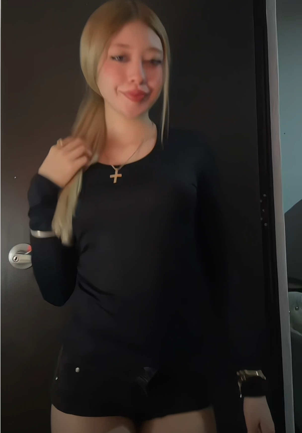 @𝐸𝓁𝒾𝓏𝒶
