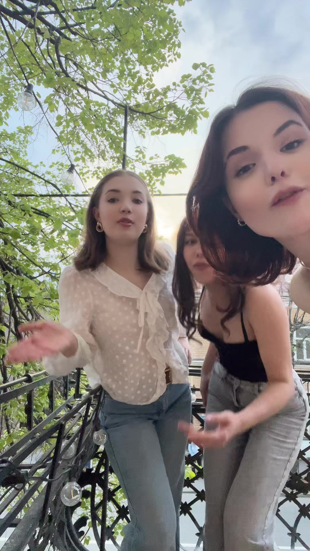 @алиюша