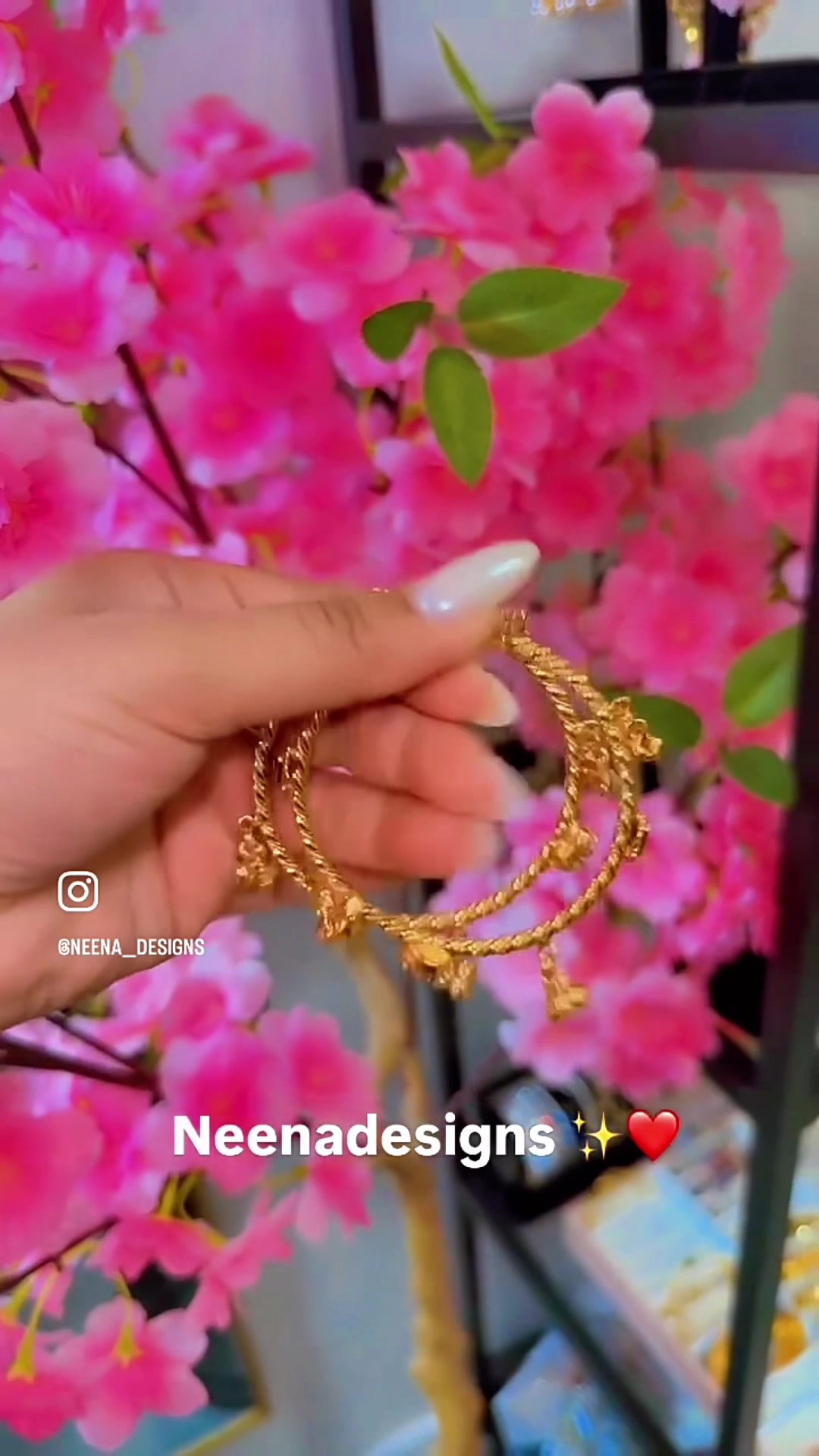 @NEENA DESIGNS