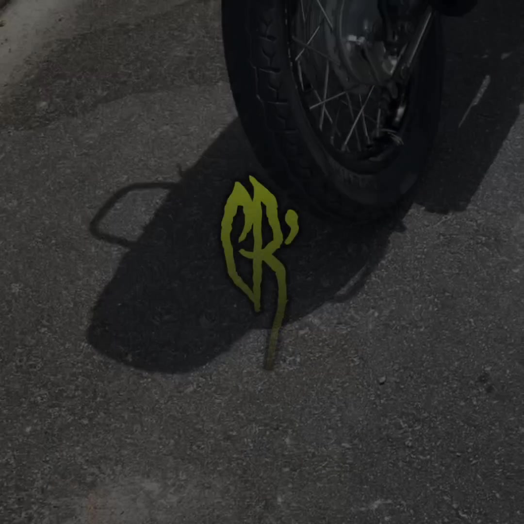 @Cr'
