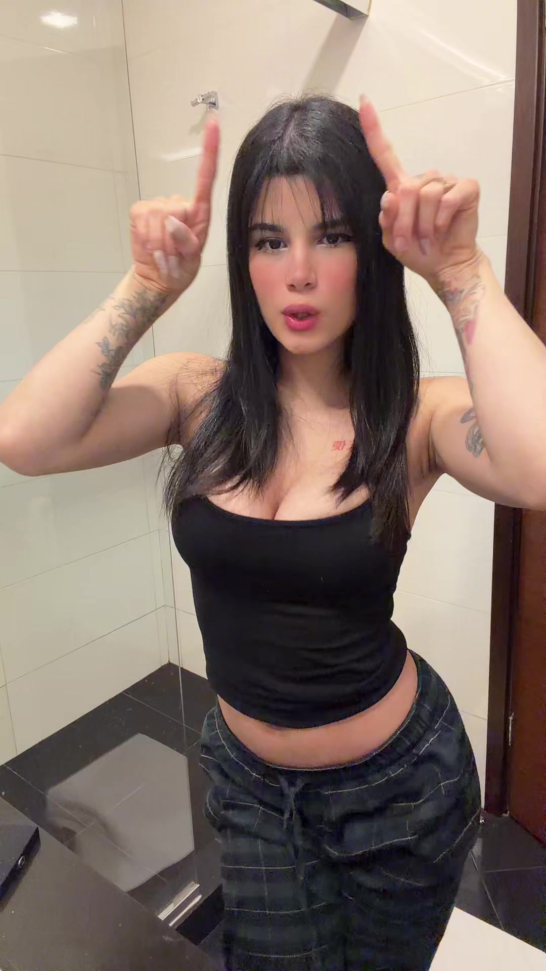 @venecialoopez20🥥