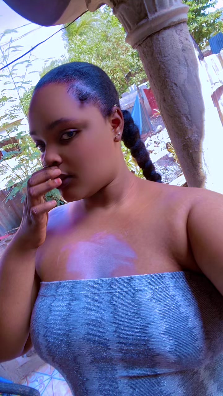 @pretty_melaninn