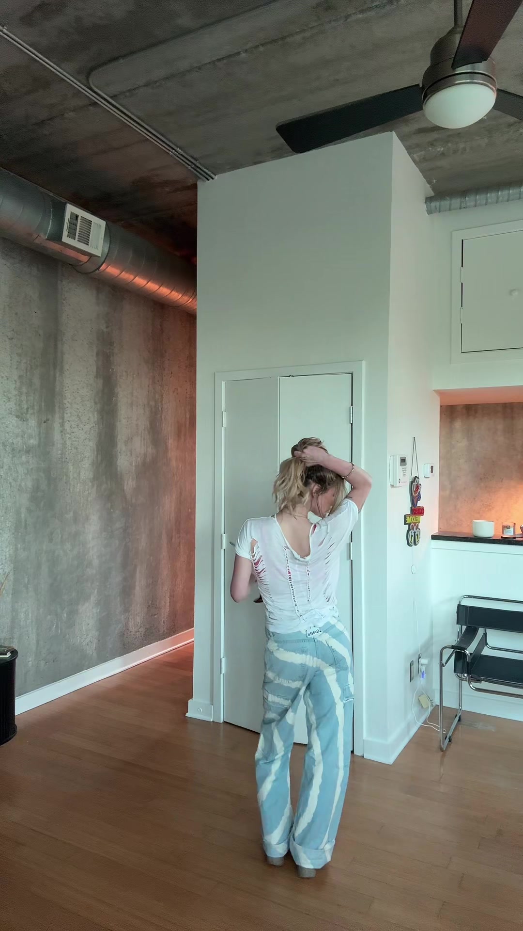 @isabella