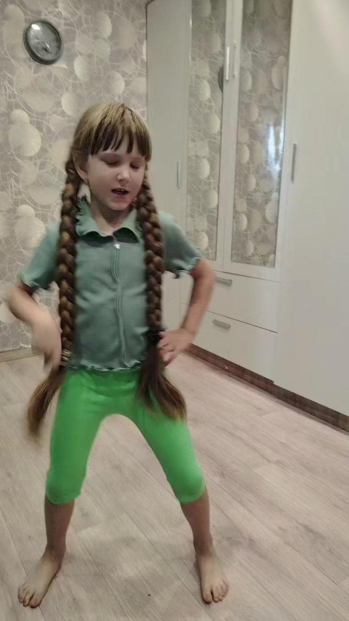 @Анастасия и Элина