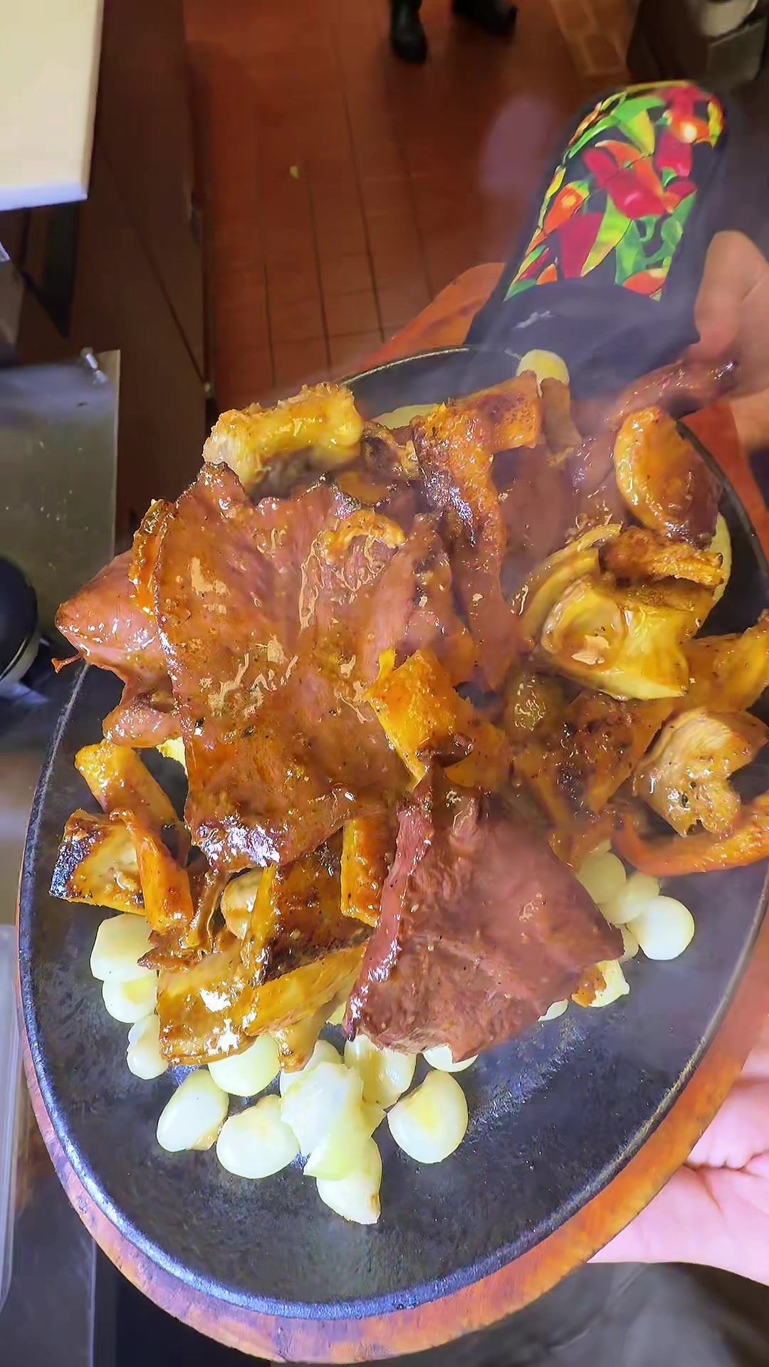 @&ETH;ON RODONE COCINA PERUANA
