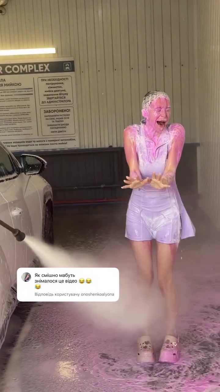 @lanapogrebniak