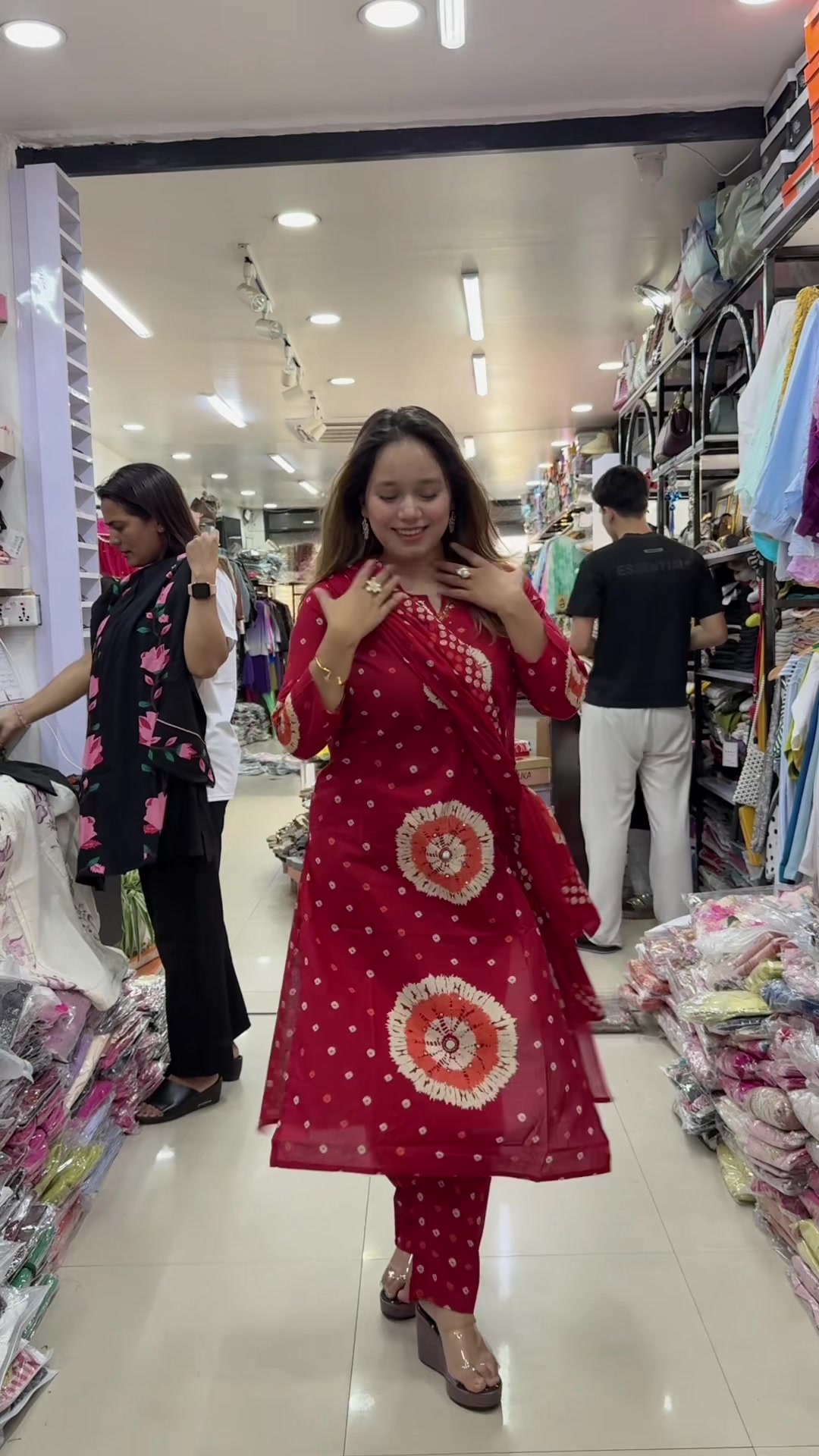 @Dress Luxury