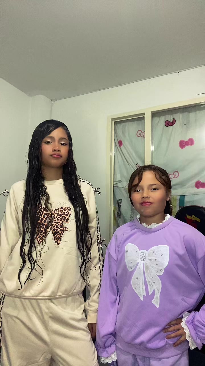 @NICOHLE Y VALENTINA