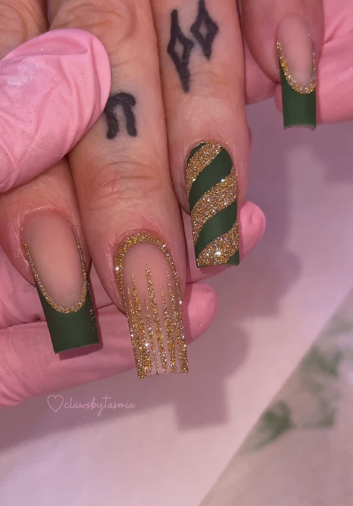 @clawsbytasmia ✨