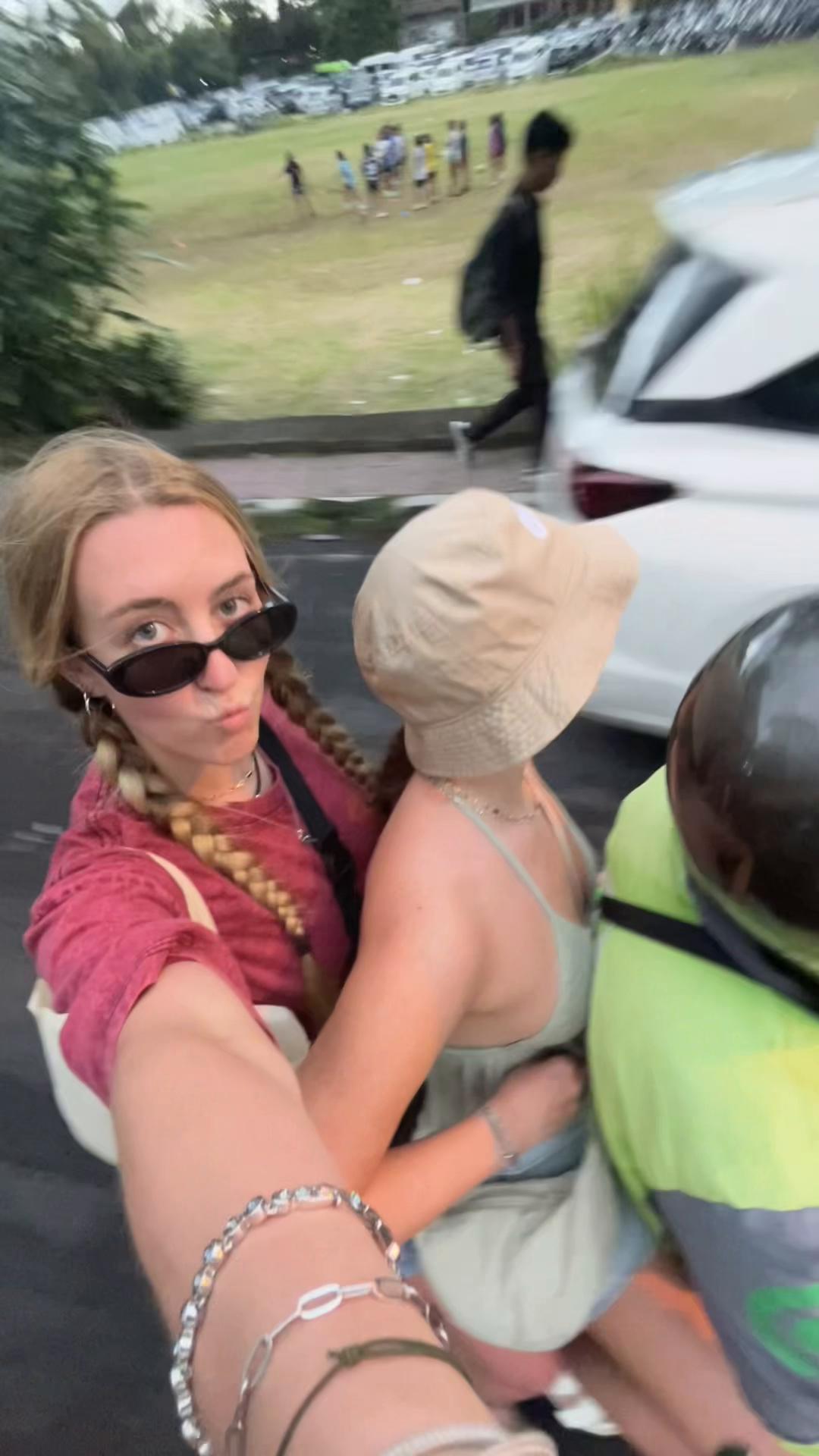 @&Eacute;milie