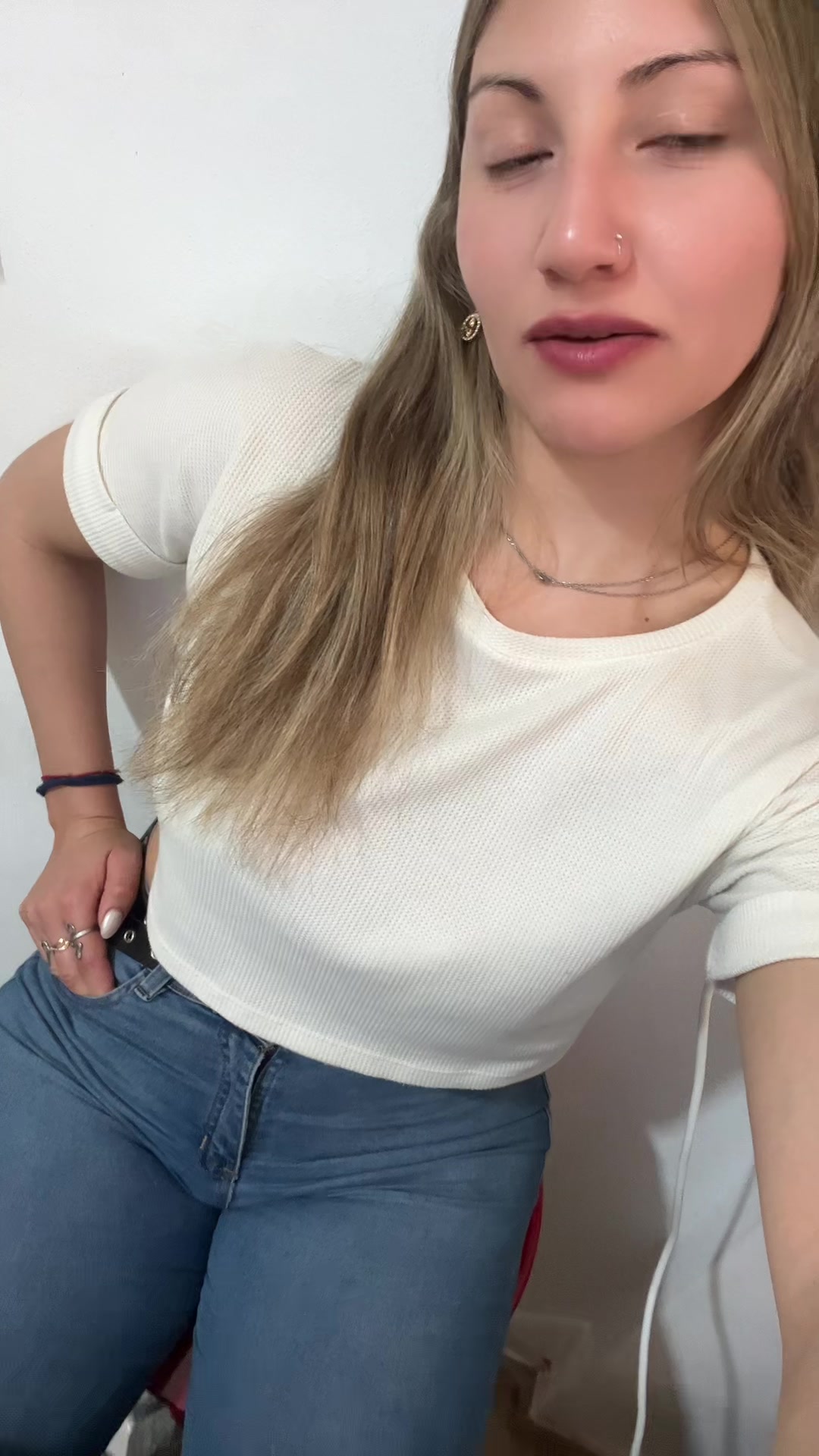 @ANI🍑🍒🫦