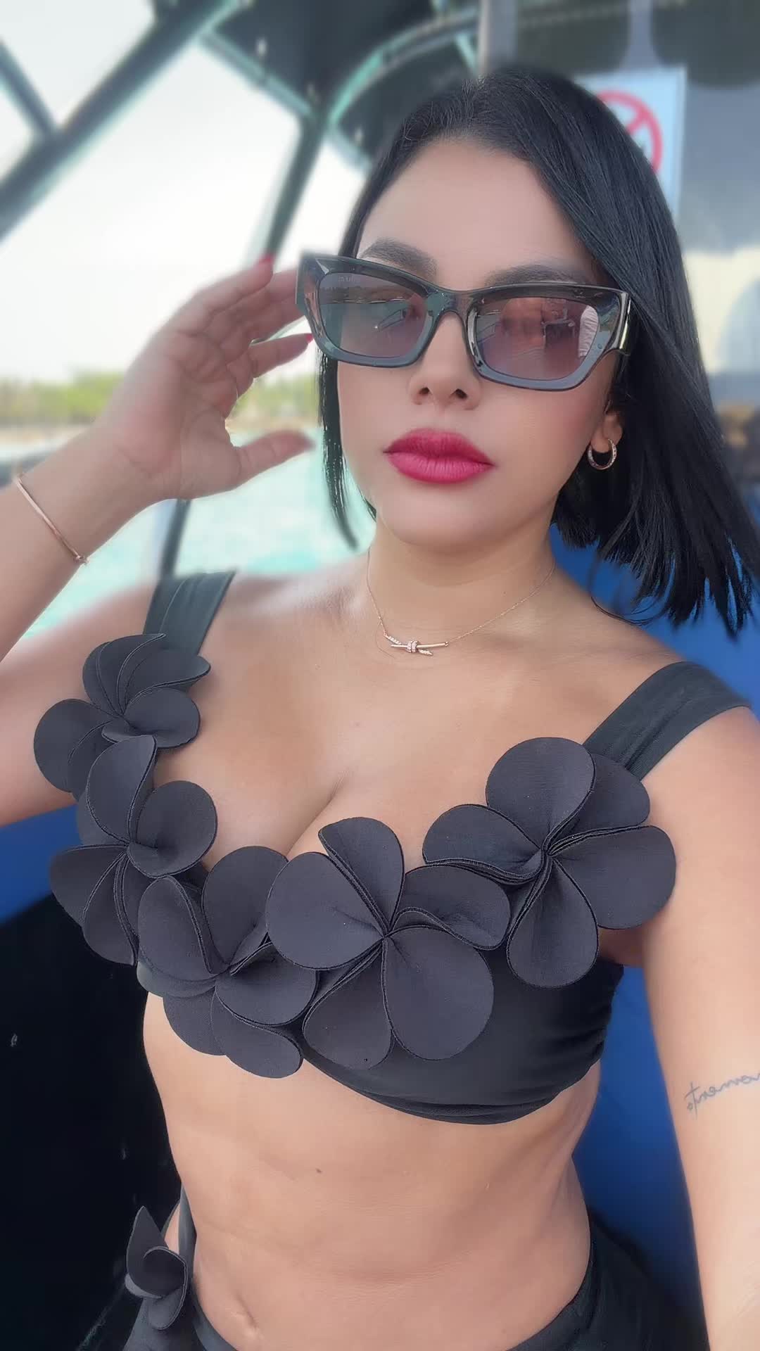 @adrihurtadob