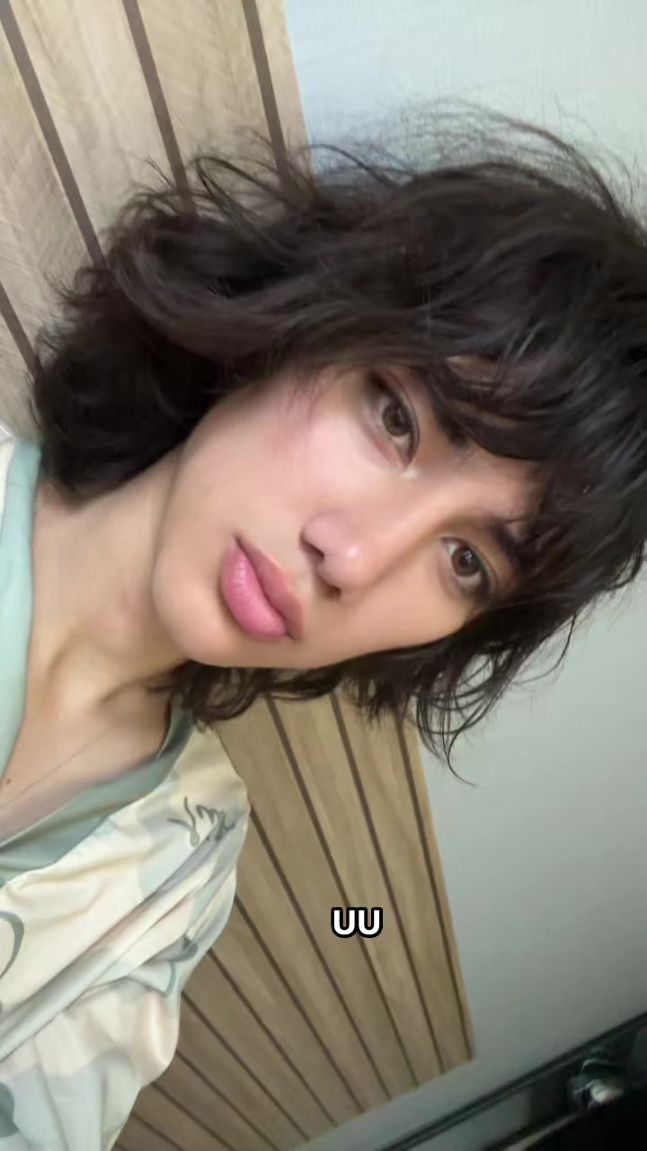 @милан
