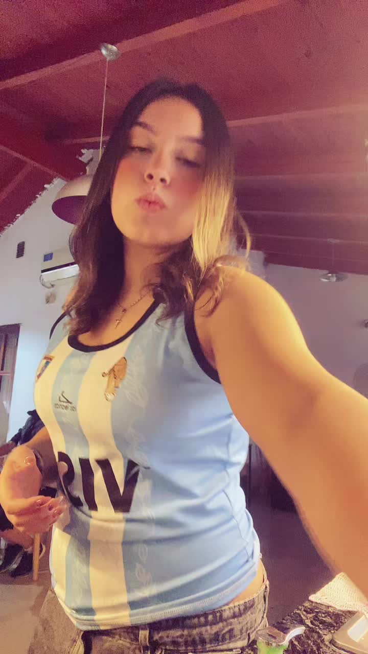 @Zzzoe2