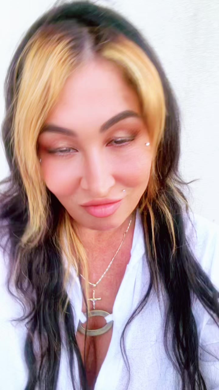 @Italiangirl🇮🇹native🇨🇦🇨🇦