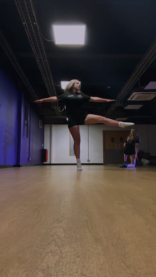 @Take A Leap 🩷