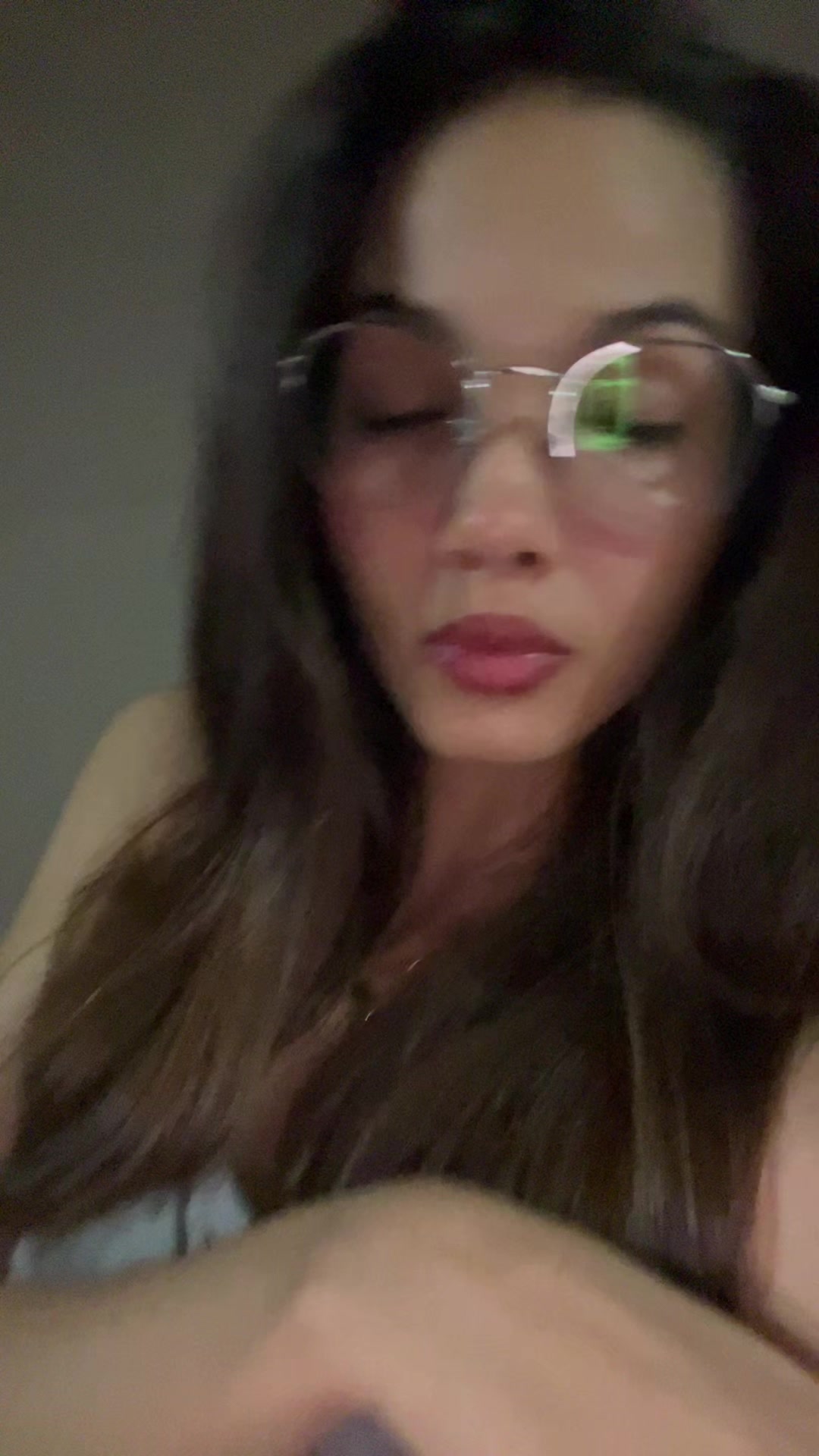 @moon_