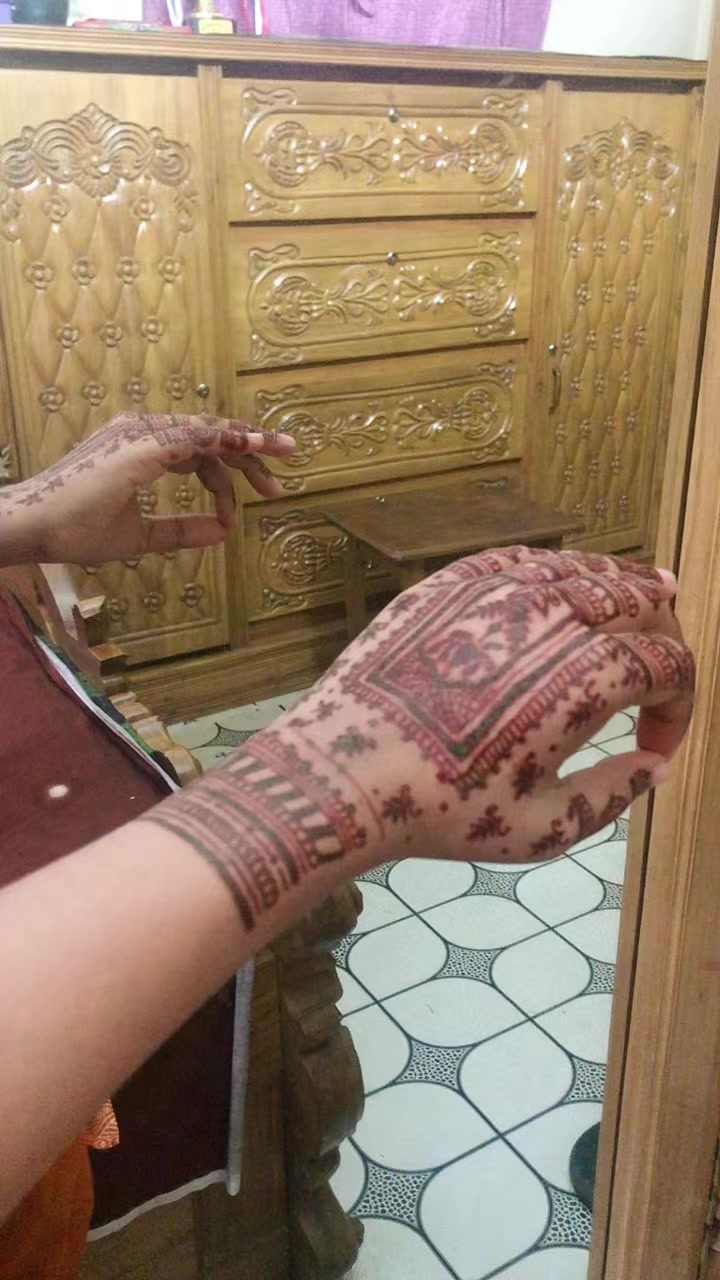 @Suhani💞