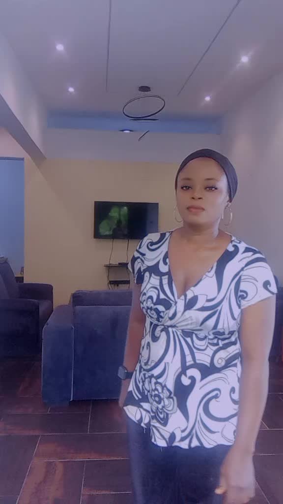@tundebeccy