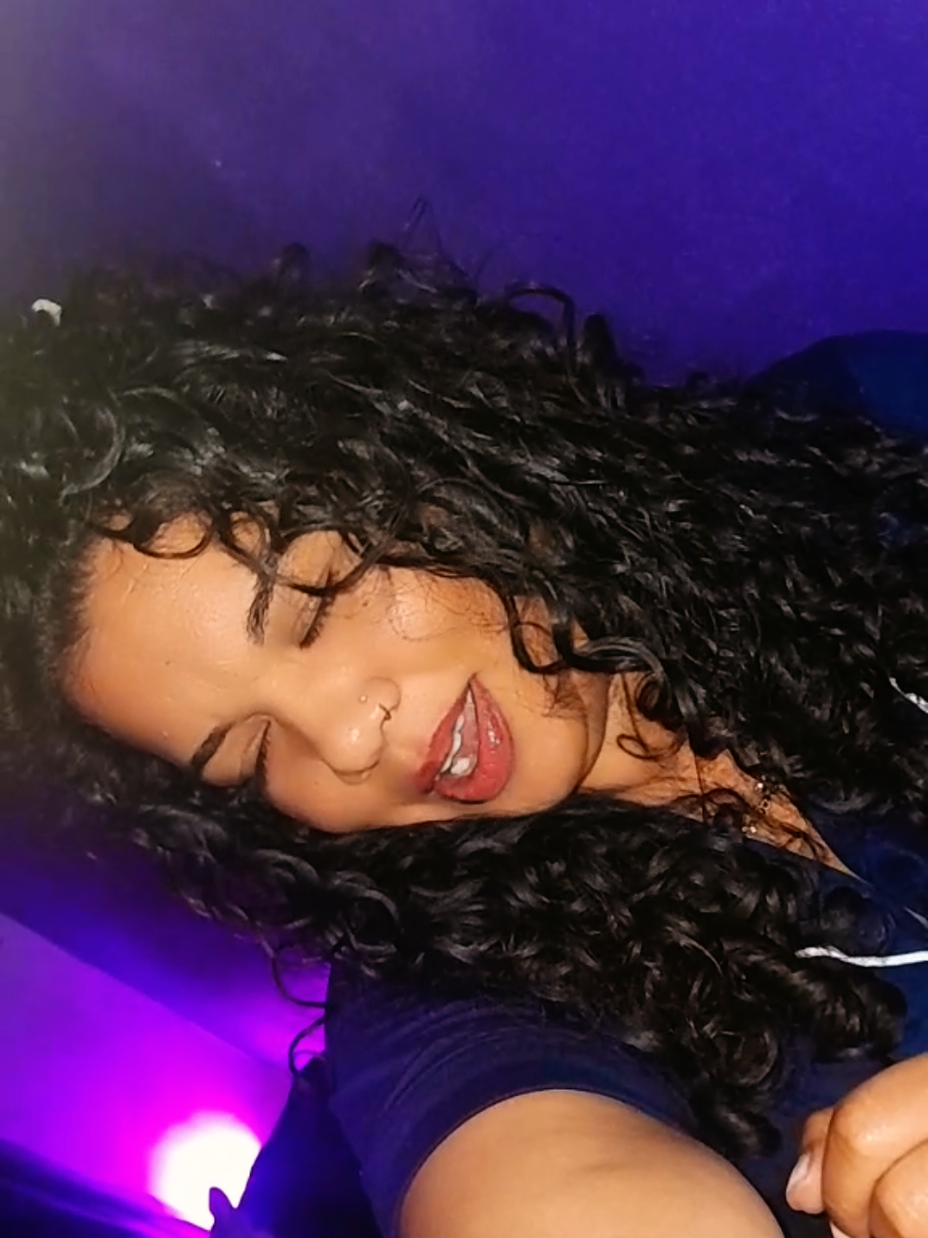 @Lyvel 'Liv-el'
