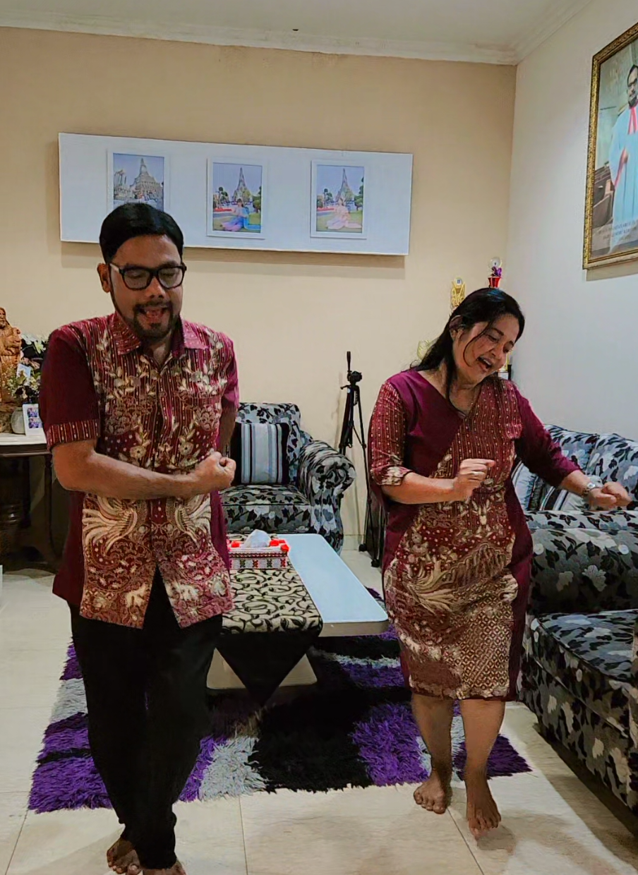 @Tuan & NyonyaVanzaith