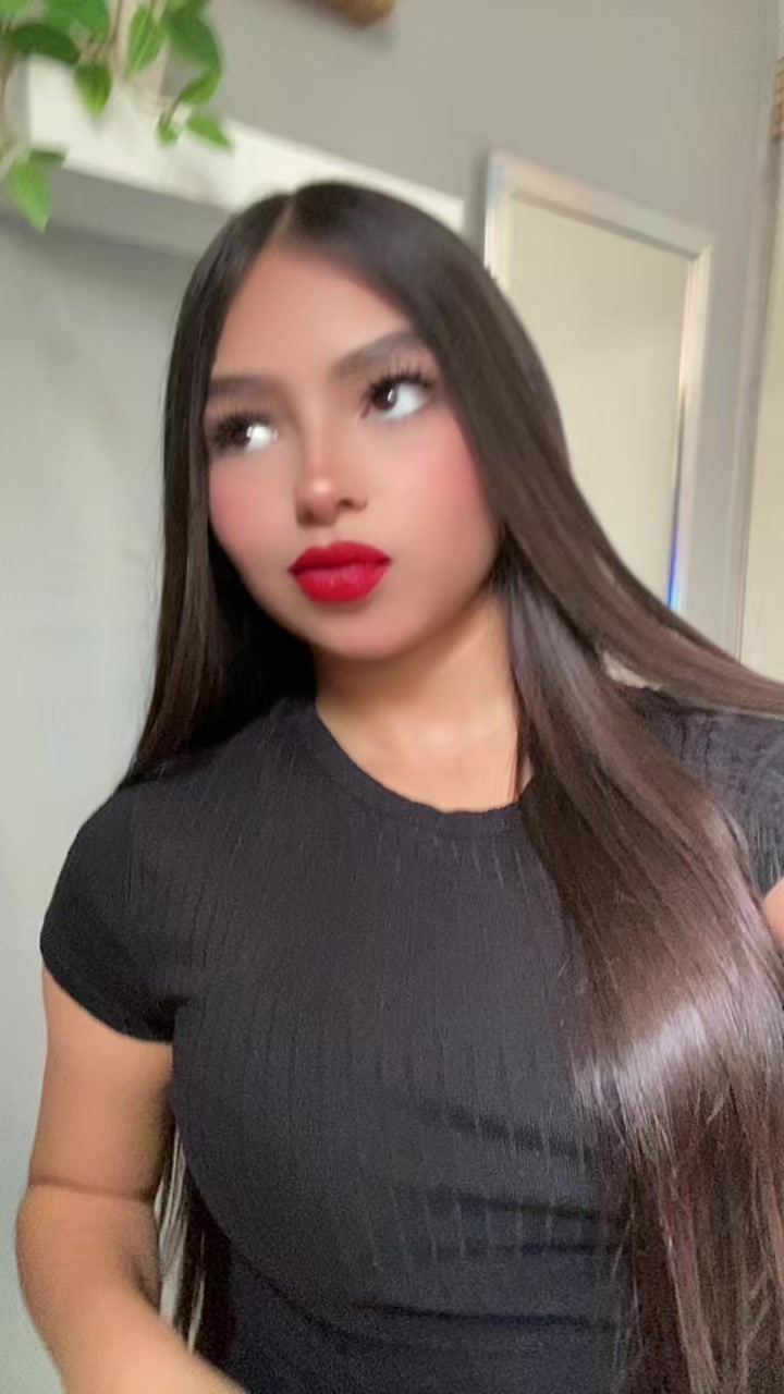 @𝒱𝒾ℴ𝓁ℯ𝓉𝓉𝒶𝒯𝒶𝒸𝒽ℴ💋