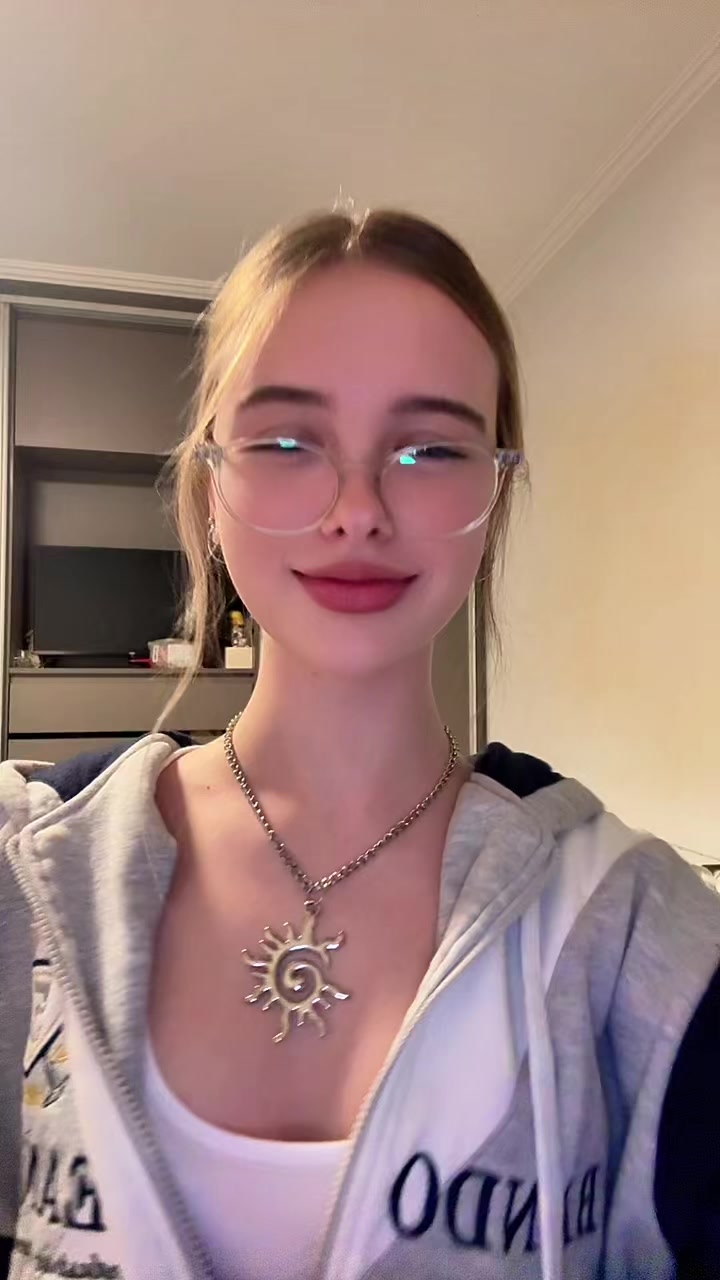 @cele 🦢