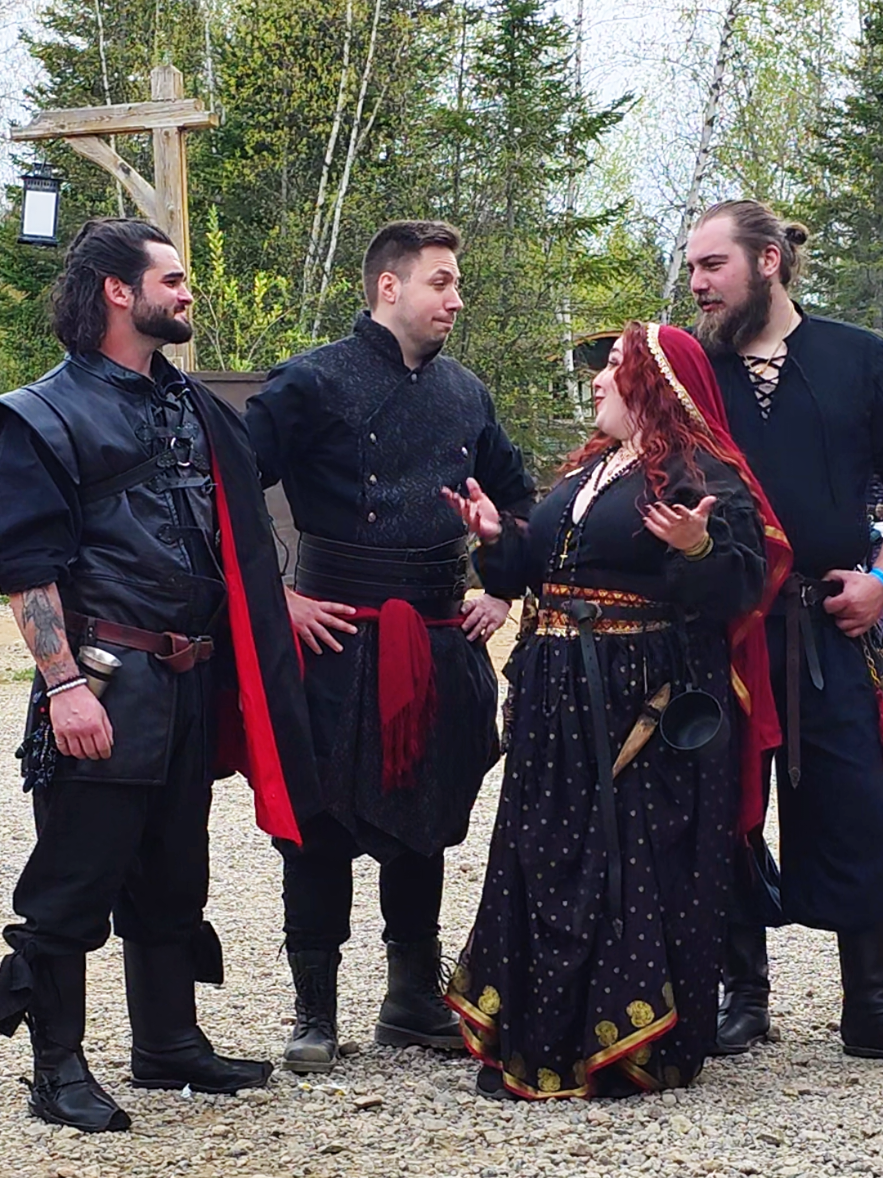 @LarpCouple