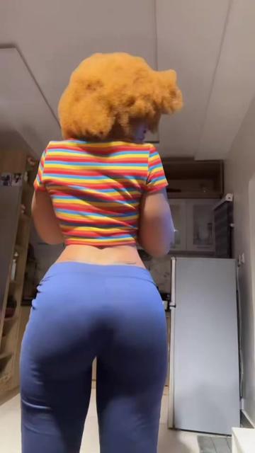 @Twerk Queen