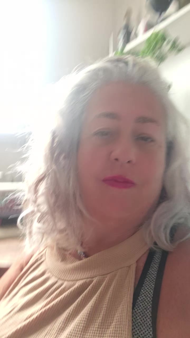 @regianebombonzinh