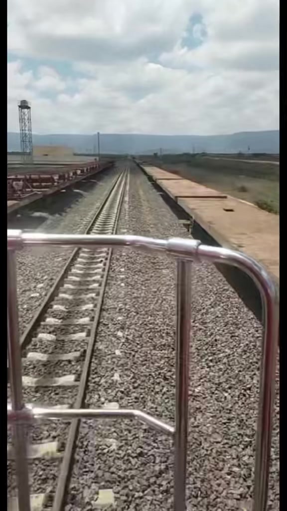 @KENYAN RAILROADER🇰🇪