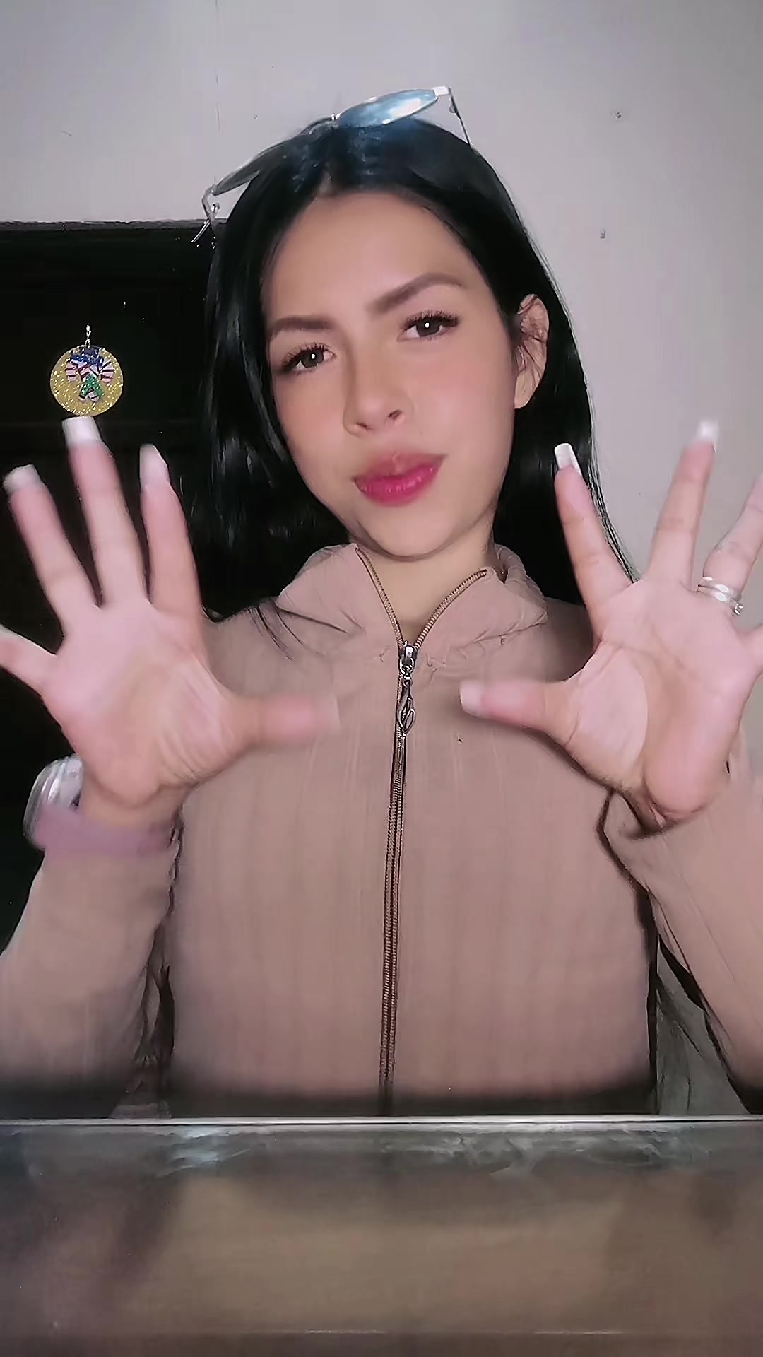 @𝕀𝕟𝕖𝕤 𝕞𝕠𝕟𝕫𝕠𝕟