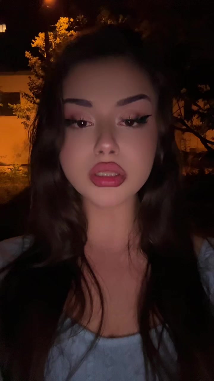 @Варя