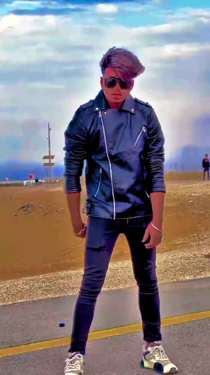 @KaMlEsH DeEwAnA