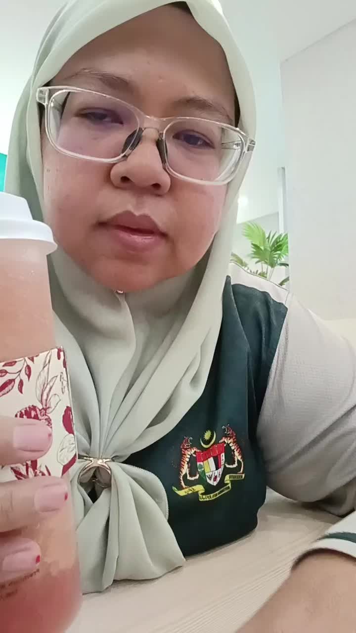 @DewiOyie