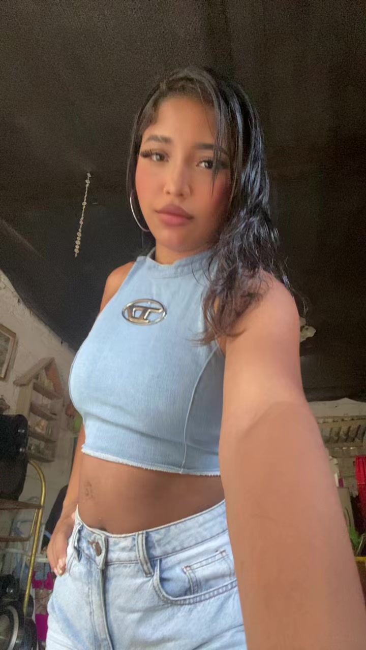 @Meri🔥
